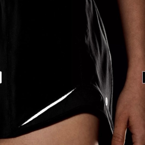 LULULEMON Hotty Hot Shorts 4in Lined in Size 8Tall - Picture 6 of 8